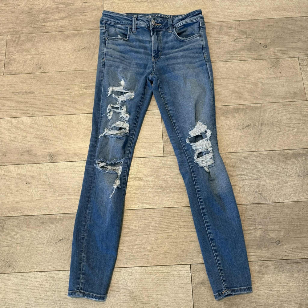American Eagle Outfitters Blue Distressed Skinny Jeans